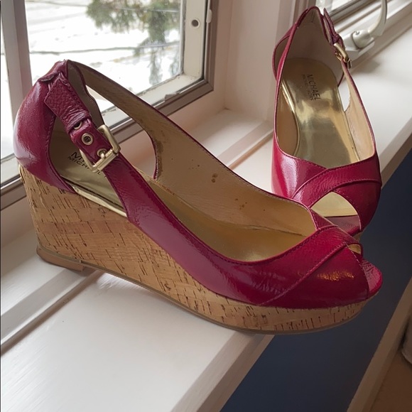 Michael Kors 3-inch cork based heels size 9~ - Picture 2 of 4
